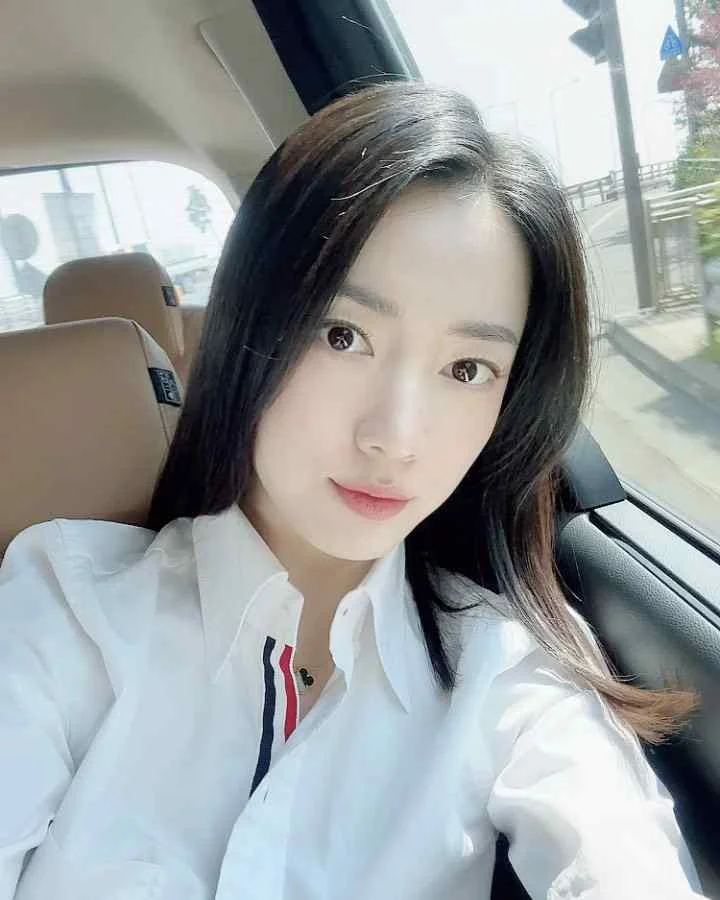 Ryu Hwa Young - ryu-hwa-young-sexy-15.webp
